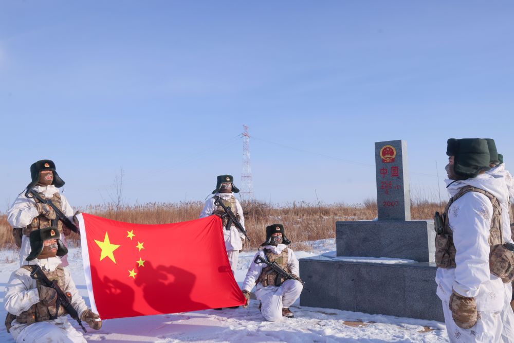 鹰眼全景系统、微波通信车......东极哨所的“智慧边防”了解一下_腾讯新闻