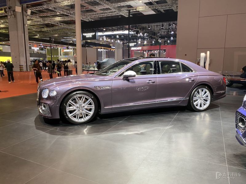 2023上海车展:宾利飞驰mulliner穆莱纳版_腾讯新闻