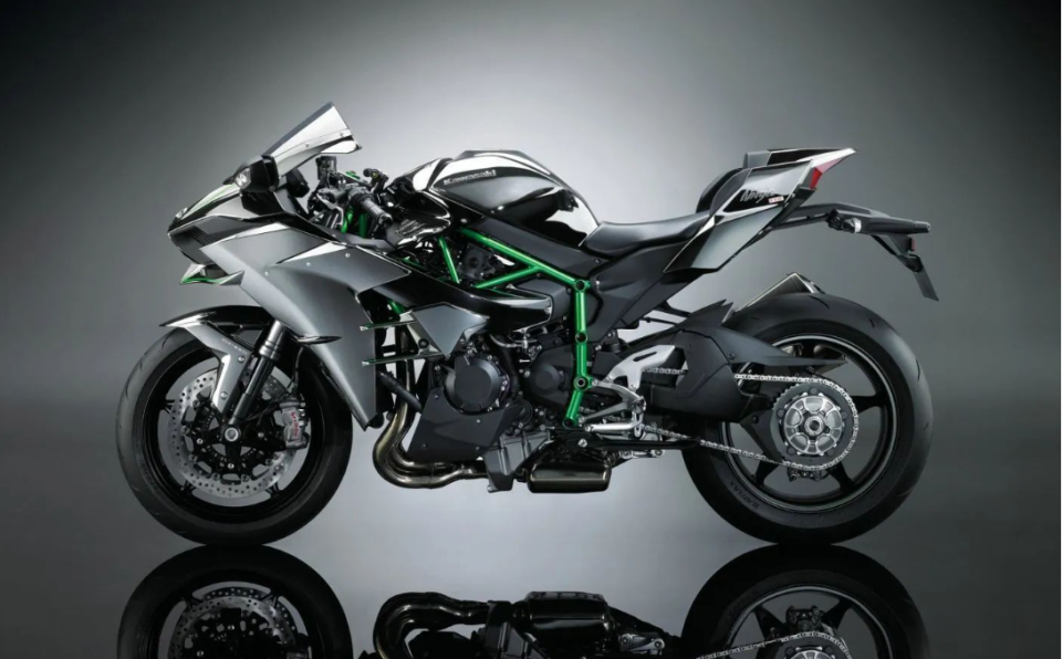 摩托车为何选择机械增压而不用涡轮增压,通勤车为何两种都不用?