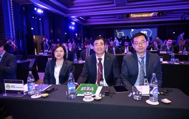 中国足球咋办?