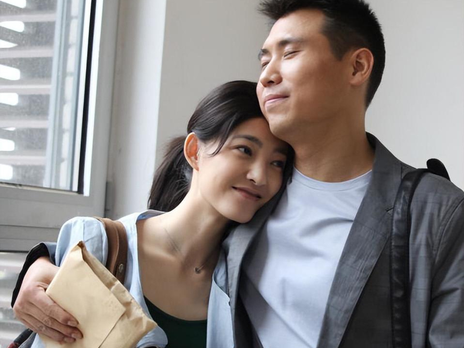 "星二代"李乃文,演配角29年,与颜丙燕意难平,48岁婚姻成谜