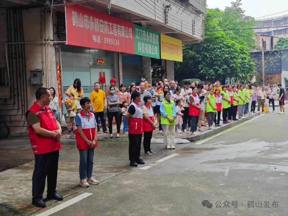 鹤山学子快乐"溢出"屏幕!