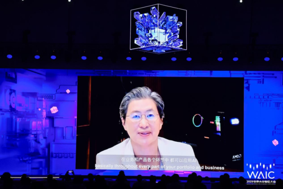 AI促使人类进入“加速时代”，AMD CEO苏姿丰谈对行业影响_腾讯新闻