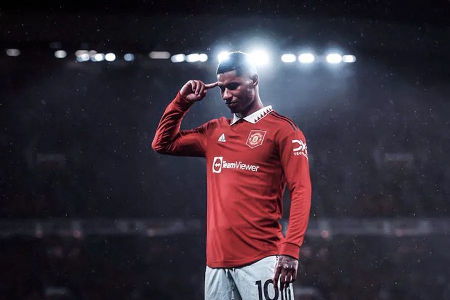 但拉什福德将这个庆祝动作发扬光大,阿森纳边锋萨卡,纽卡斯尔联的