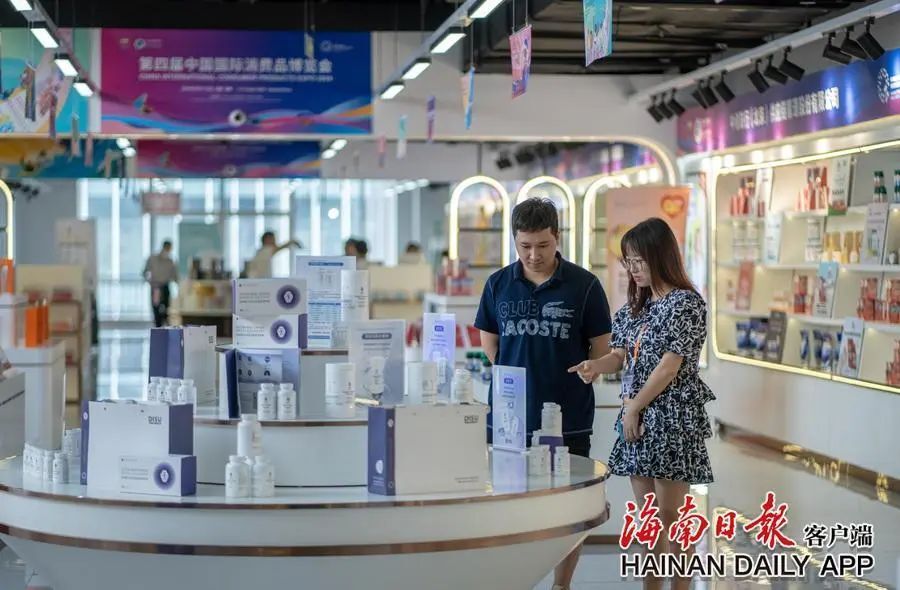 在消博会上精准推介,借会招商,它们的"朋友圈"越扩越大!