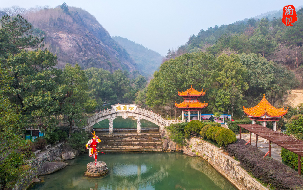 南岳衡山水帘洞,流泉飞瀑美如画,古为神仙洞府,今成旅游胜地_腾讯新闻