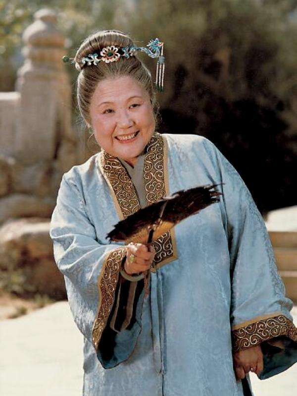 红楼梦贾惜春到底是谁的女儿