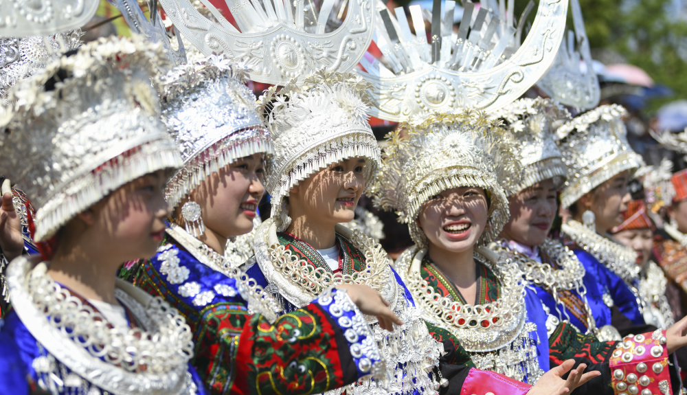 (文化)贵州台江:欢度苗族姊妹节(2)_腾讯新闻