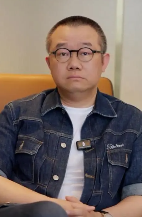 曾多档情感类综艺节目,如《爱情保卫战》,《非你莫属》,《完美告白》