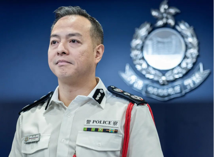 香港警队新“一哥”上任，周一鸣：维护国家安全是首要任务_腾讯新闻