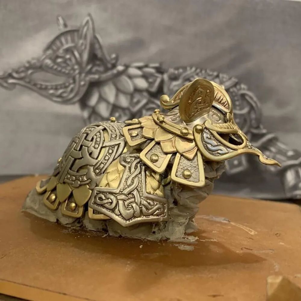 雕塑家为老鼠打造金属盔甲,浓浓中世纪风,酷帅爆棚_腾讯新闻