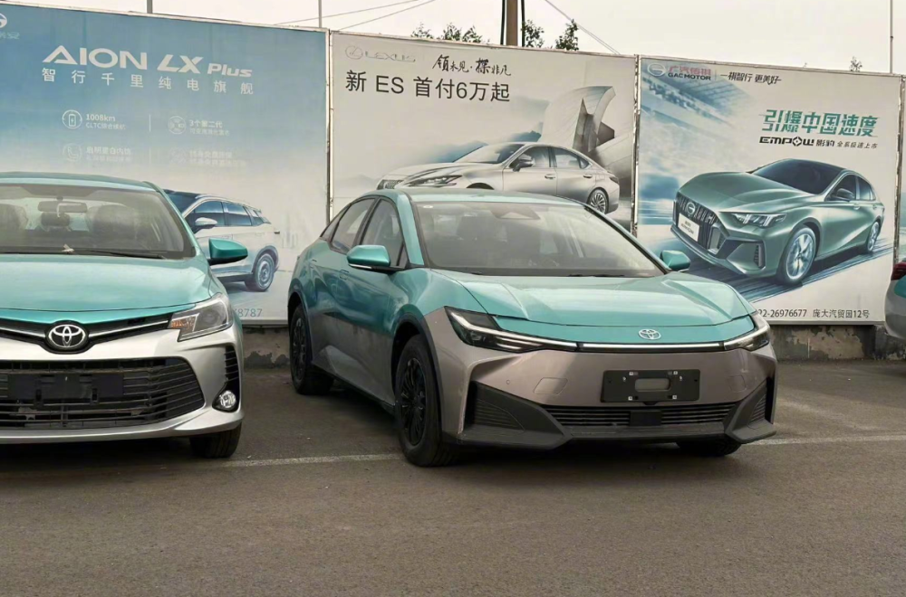 不到10万块起售丰田推出bz3出租车版