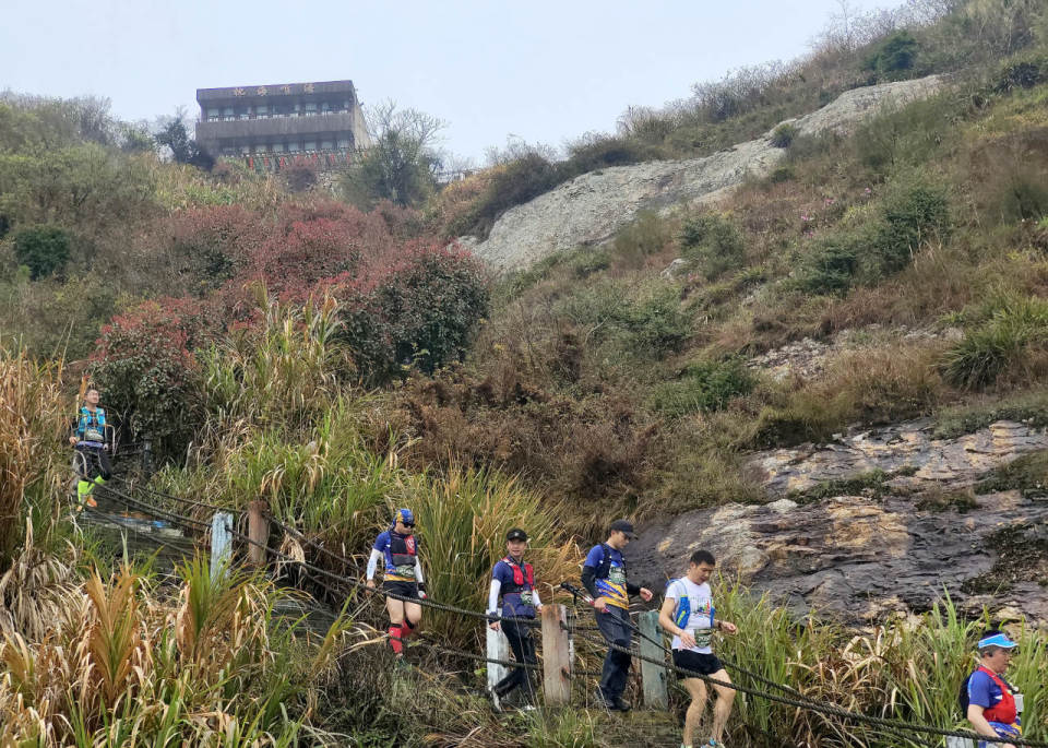 4500人在温岭金沙滩上演一场勇敢者游戏