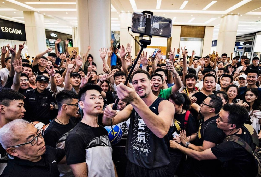 但是没想到在最近的nba球星中国行中,来自nba的艾弗森成为了第一人?