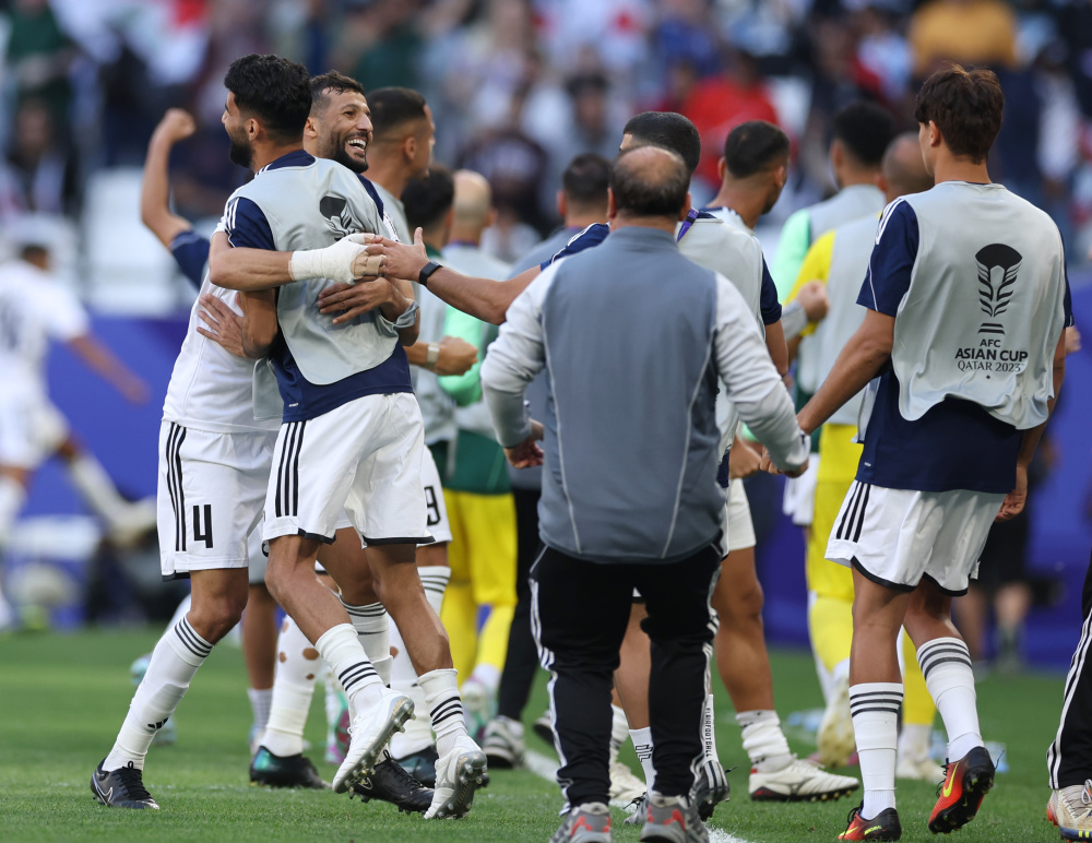 足球——小组赛d组:伊拉克队对阵日本队