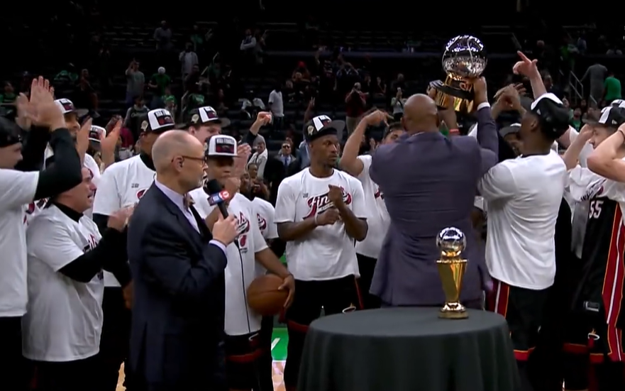 热火赢下抢七闯入nba总决赛,巴特勒荣膺东决mvp-腾讯新闻