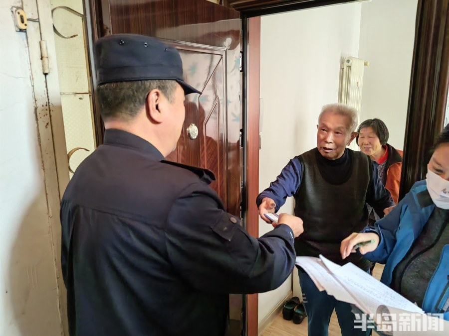 随警记|走访入户解纠纷,护航企业发展!民警交答卷,市民来打分!