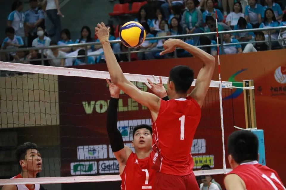 2024年全国青少年u19男子排球锦标赛在商洛鸣哨开赛