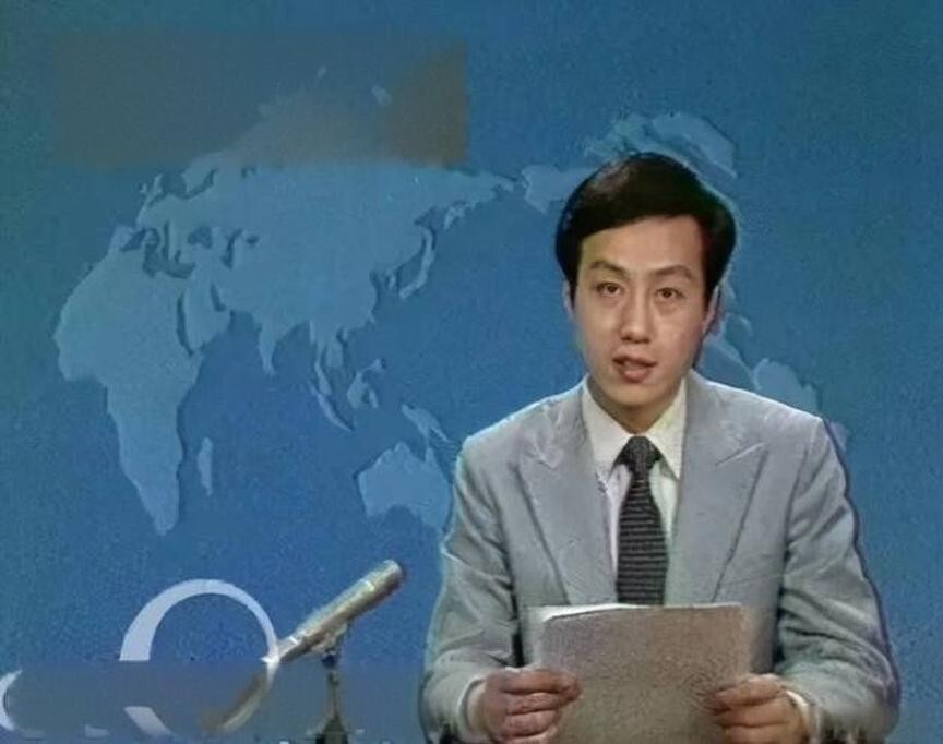 主持《新闻联播》26年零失误的罗京,曾凭借戏曲登上春晚让人惊喜_腾讯