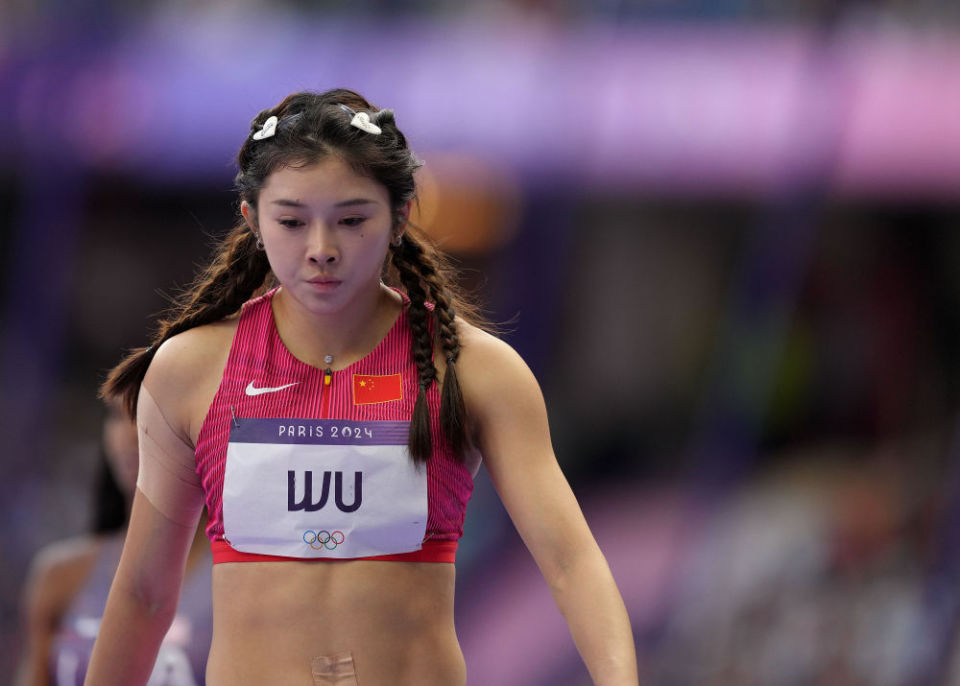 巴黎奥运会丨吴艳妮,林雨薇亮相田径女子100米栏比赛
