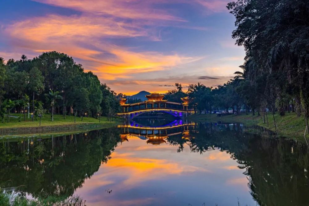 乐享云南丨美景·澜沧拉祜风情园_腾讯新闻