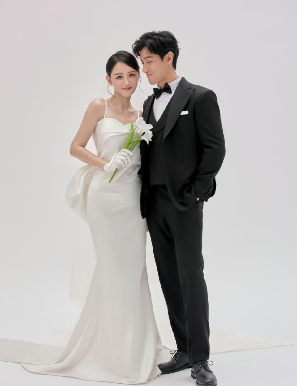 陈乔恩婚纱照曝光每一张都温馨浪漫领证两年多终于要办婚礼