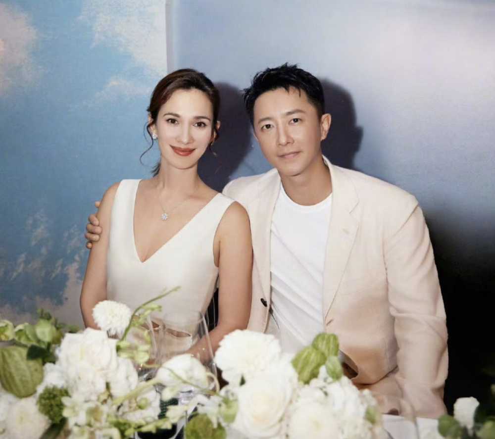 五千万粉丝男顶流塌房,指向性明显,鹿晗无辜躺枪_腾讯新闻