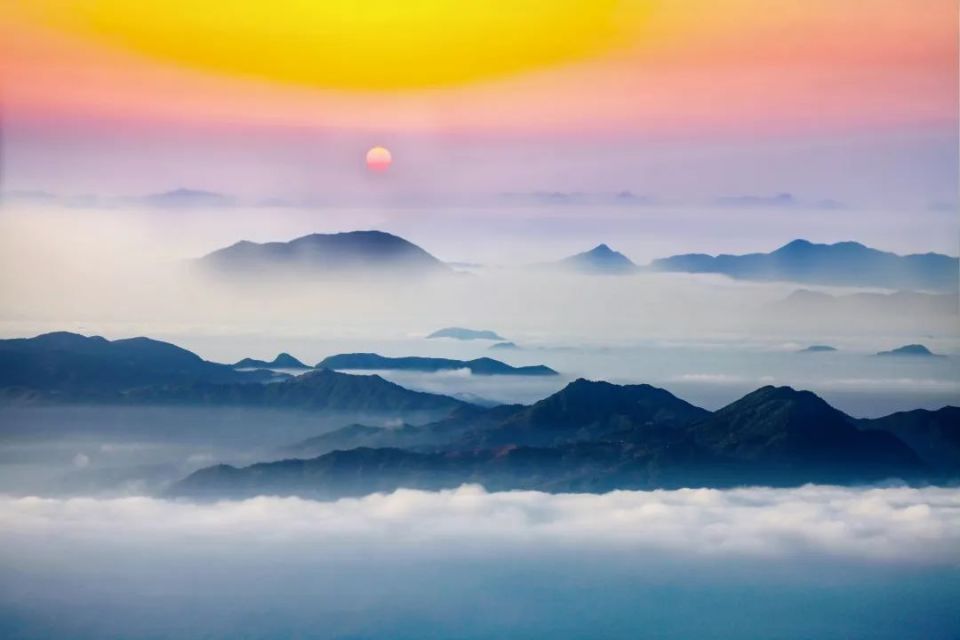 谢丁洋 摄一收一种是生生不息的接力忙而不"茫"所有的未来惊喜都是