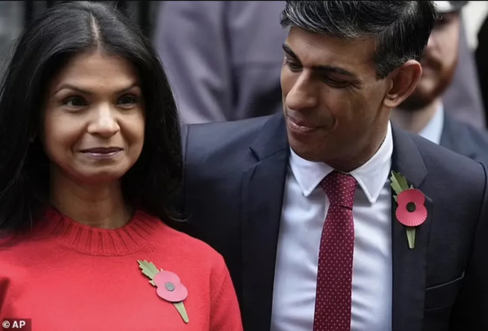 英国首相夫妇讲述家庭生活,首相揶揄富豪妻子邋遢,铺床洗碗都靠他