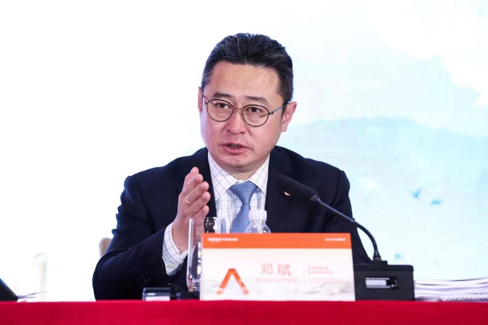 对话中国平安首席投资官邓斌:看涨2024权益市场 已逆势布局加仓 今年