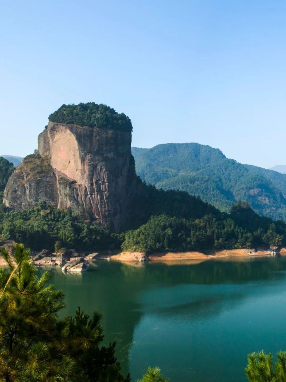 挺拔俊秀水,柔和清澈优惠活动铜钹山学子专属福利优惠景区:九仙湖景区
