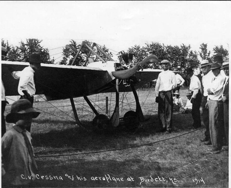 从贩牛必经之地到通航飞机制造中心,"穿越"百年前的威奇托