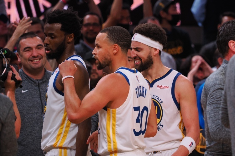 市值暴涨变卦不卖了与kg交恶错过库里森林狼老板骚操作不断