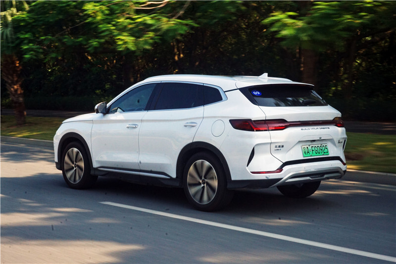 实力更强了试驾比亚迪宋plusdmi冠军版