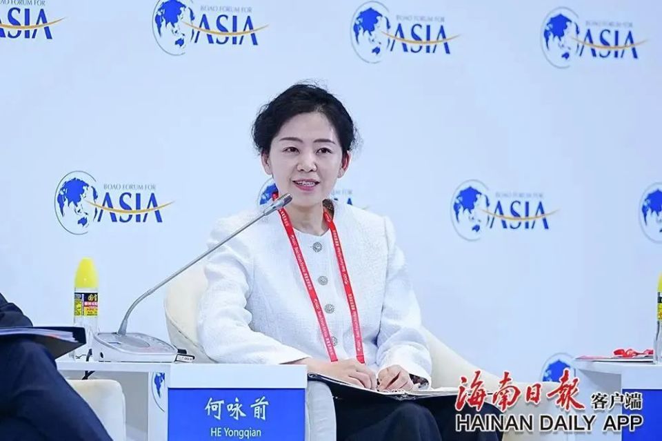 何咏前，履新商务部发言人_腾讯新闻
