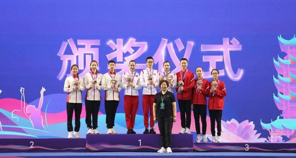 德阳双胞胎小将在全国花样游泳冠军赛获佳绩
