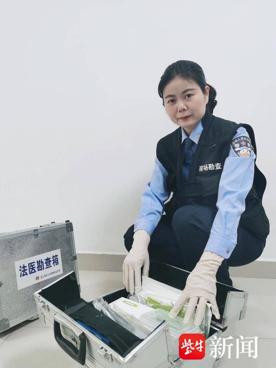 法警小姐姐图片