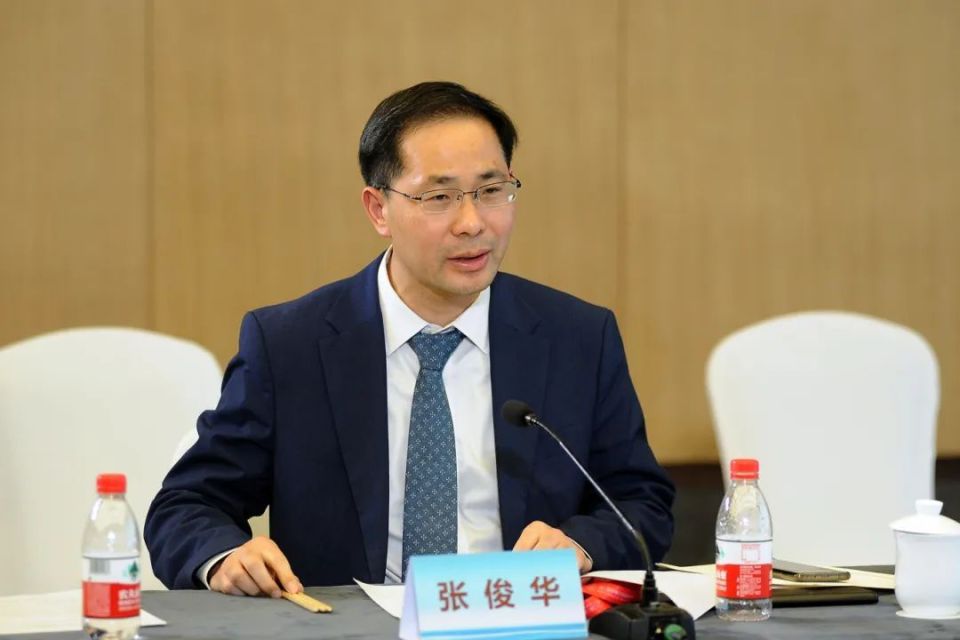 总台大型健康类节目《健康中国》院士专家座谈会在乌镇举办_腾讯新闻