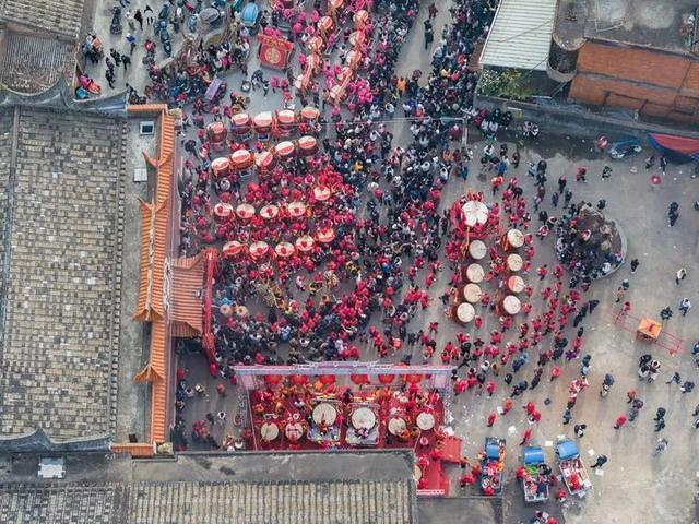 福建“游神”霸屏，非遗民俗缘何遍地生花_腾讯新闻