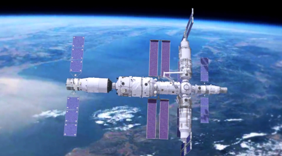 图:天宫空间站渲染图 来源:中国载人航天其次,变轨发生在轨道衰减 ..