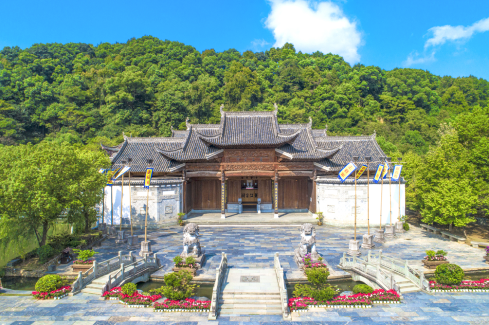 5a景区江湾,是婺源"书乡"代表.夏天的清凉在上饶的村庄乡野里.