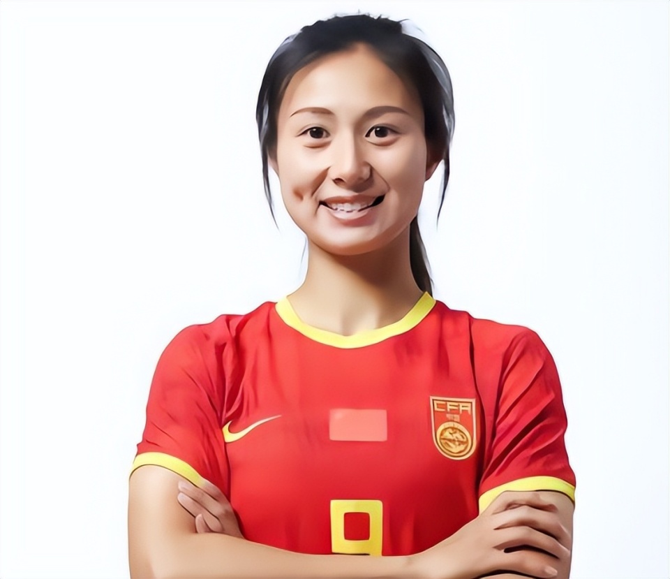 中国女足vs蒙古:水庆霞纠错,首发浮现,重用王霜沈梦雨,王珊珊冲锋