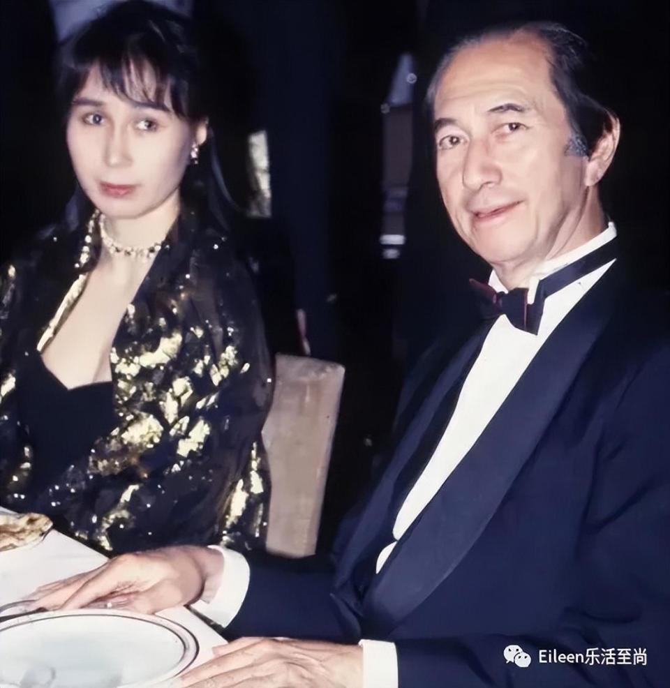 两代顶级豪门名媛为什么差别这么大?