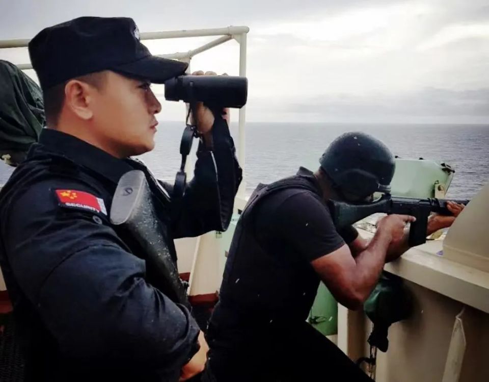 除了武装海上护航,中国企业在非洲建厂,尤其是治安欠佳地区,往往需要