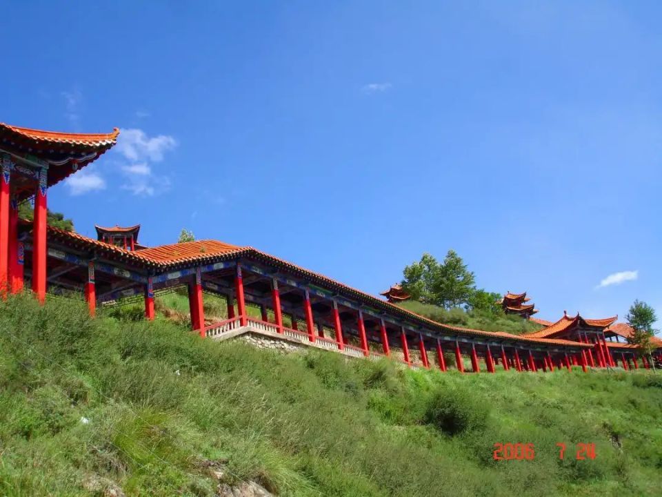 花海景区——田家沟——将军沟——蓝雀山路线所在地:大通县内桥头镇