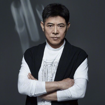 李连杰突然上热搜网友直呼不相信好友紧急发声