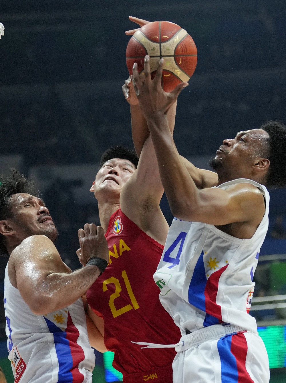篮球世界杯中国队不敌菲律宾队4