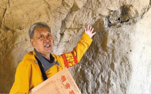 榆林好人刘东厚：18年志愿者守护长城，“花式”宣传和保护长城_腾讯新闻