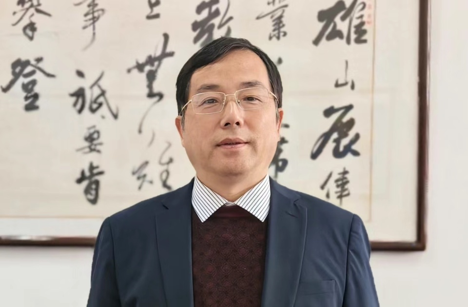 卢毅(长沙理工大学教授,智库主任)近日召开的中央财经委员会第四次