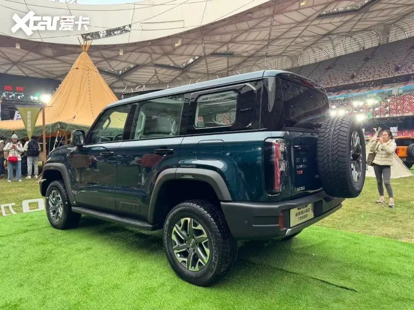 bj40里的越野扛把子 刀锋英雄版上市